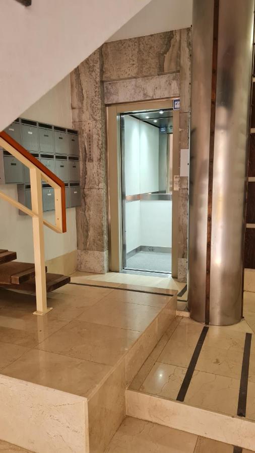 Apartamento Tiziano Mercado Central Apartment Valencia Ngoại thất bức ảnh